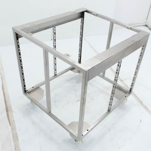 Подставка под печь Miwe арт. УТ-00086233 (Восстановленное 1 шт)